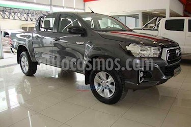 Toyota Hilux Doble Cabina 4x4 usado (2019) color Marron precio BoF350.000.000