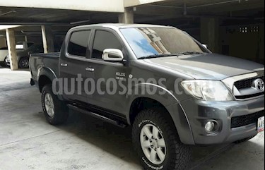 Foto venta carro usado Toyota Hilux Doble Cabina 4x4 (2011) color Gris precio u$s19.000