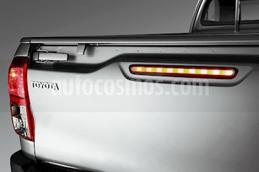 foto Toyota Hilux Cabina Doble Diesel 4X4 Aut nuevo color Blanco precio $631,500