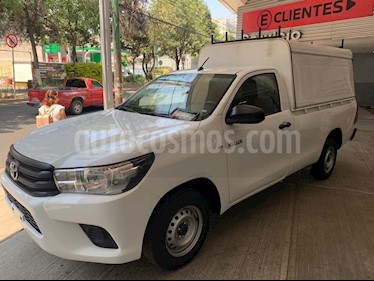 Toyota Hilux Chasis Cabina usado (2016) color Blanco precio $230,000