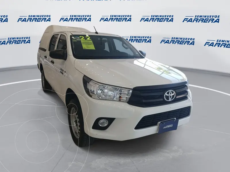 Foto Toyota Hilux Cabina Doble Diesel Aut usado (2022) color Blanco financiado en mensualidades(enganche $124,550 mensualidades desde $10,331)