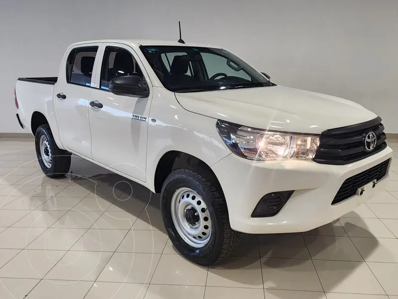 Foto Toyota Hilux Cabina Doble Diesel 4X4 usado (2019) color Blanco precio $399,000