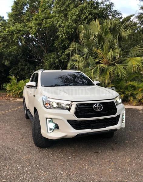 Toyota Hilux Cabina Doble Diesel 4X4 Aut usado (2018) color Blanco precio $310,000