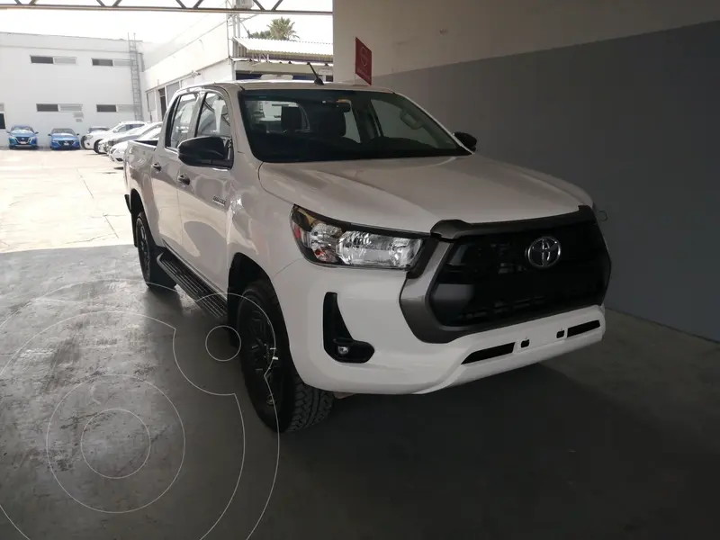 Foto Toyota Hilux Cabina Doble SR usado (2021) color Blanco precio $419,900