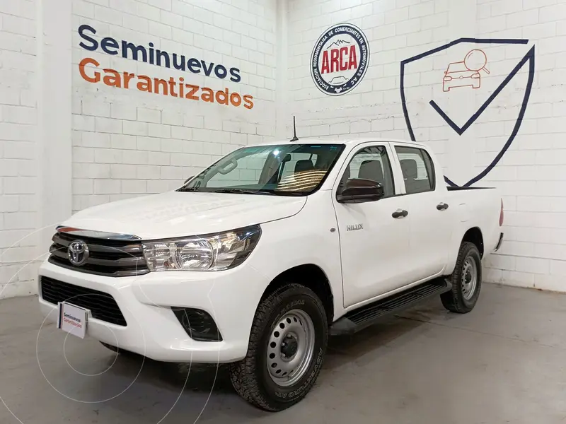 Foto Toyota Hilux Cabina Doble Base usado (2021) color Blanco precio $375,000