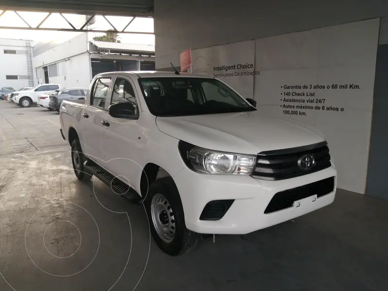 Foto Toyota Hilux Cabina Doble Base usado (2022) color Blanco financiado en mensualidades(enganche $160,732 mensualidades desde $7,671)