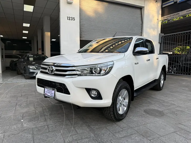 Foto Toyota Hilux Cabina Doble Diesel 4X4 Aut usado (2018) color Blanco precio $499,900