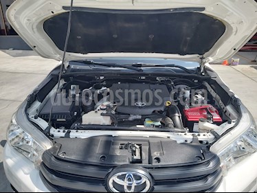 Toyota Hilux Cabina Doble Diesel 4X4 usado (2018) color Blanco precio $340,000