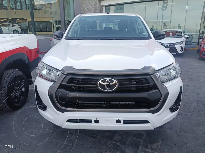 Foto Toyota Hilux Cabina Doble SR usado (2024) color Blanco precio $558,000