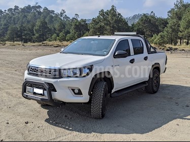 foto Toyota Hilux Cabina Doble Base usado (2019) color Blanco precio $399,999