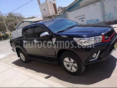 foto Toyota Hilux 4x2 C-D Diesel usado (2017) color Negro precio $6,200
