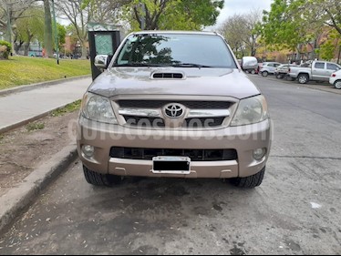 Foto Toyota Hilux SRV 4x4 usado (2005) color Champagne precio $620.000
