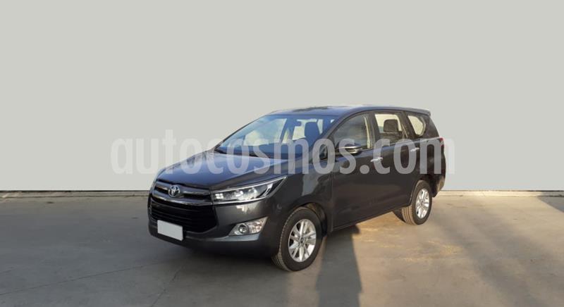 Toyota Innova SRV 2.7 Aut 8 Pas usado (2019) color Gris Oscuro precio $2.600.000