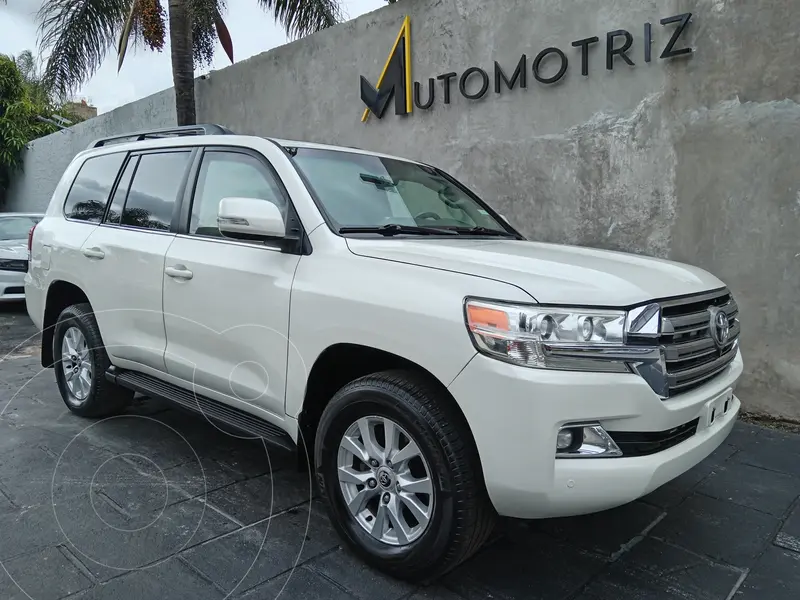 Foto Toyota Land Cruiser 5.7L 4x4 usado (2016) color Blanco financiado en mensualidades(enganche $367,500)