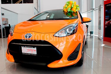 foto Toyota Prius C 1.5L nuevo color Naranja precio $329,500