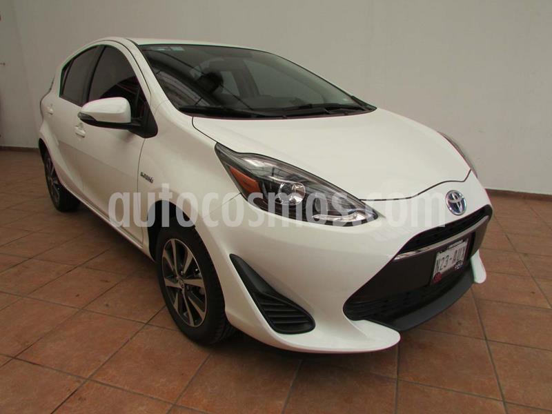 Toyota Prius C 1.5L usado (2018) color Blanco precio $300,000