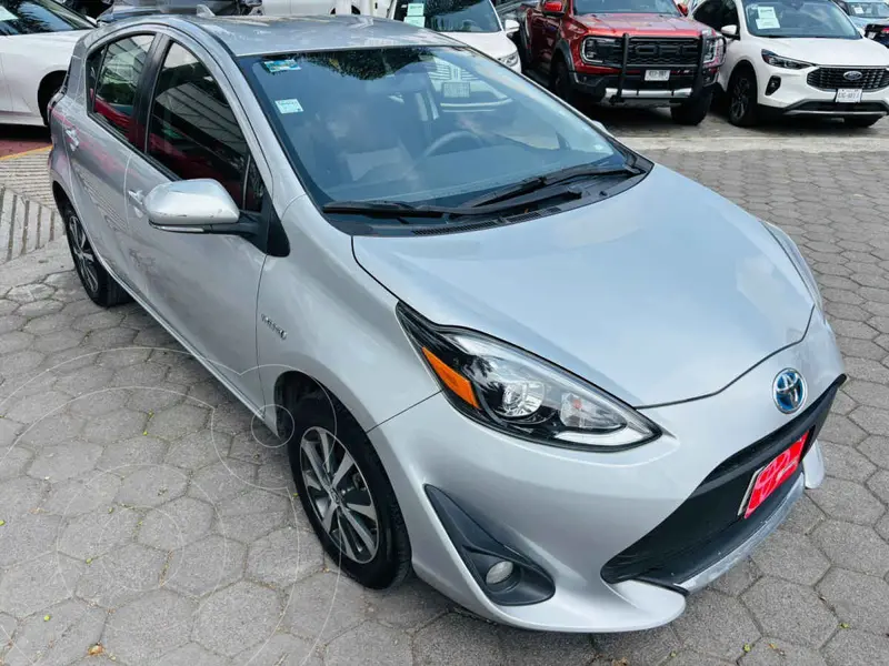 toyota prius-c