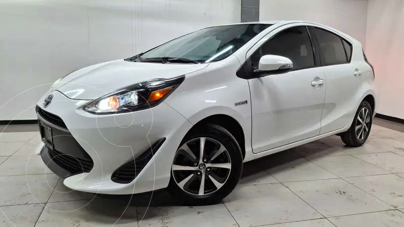 Foto Toyota Prius C 1.5L usado (2019) color Blanco financiado en mensualidades(enganche $51,700 mensualidades desde $5,100)