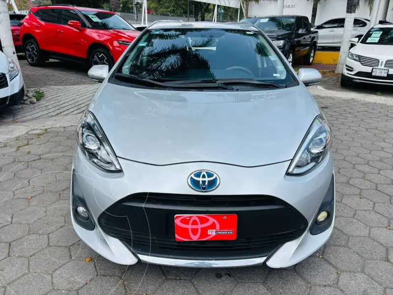 toyota prius-c