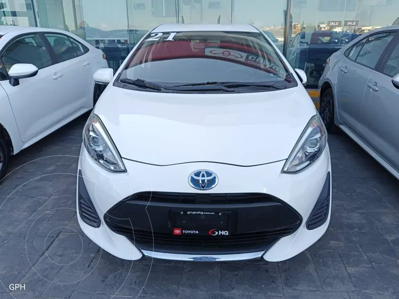 Foto Toyota Prius C 1.5L usado (2021) color Blanco precio $330,000