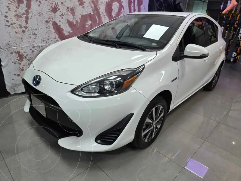 Foto Toyota Prius C 1.5L usado (2019) color Blanco financiado en mensualidades(enganche $61,930 mensualidades desde $6,109)
