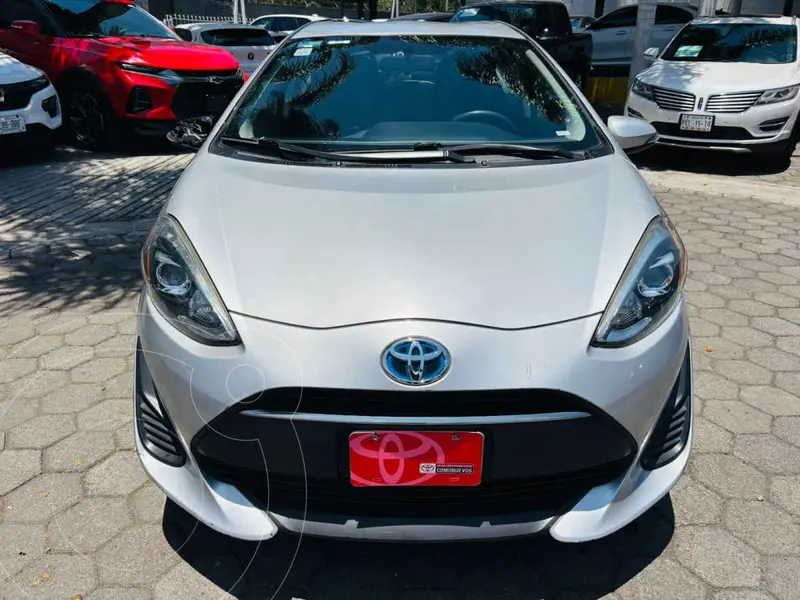 toyota prius-c