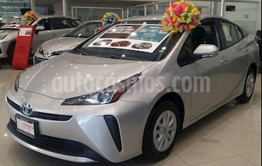 foto Toyota Prius BASE nuevo color Plata Metálico precio $389,400