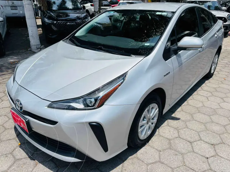 Foto Toyota Prius BASE usado (2019) color Plata precio $317,000