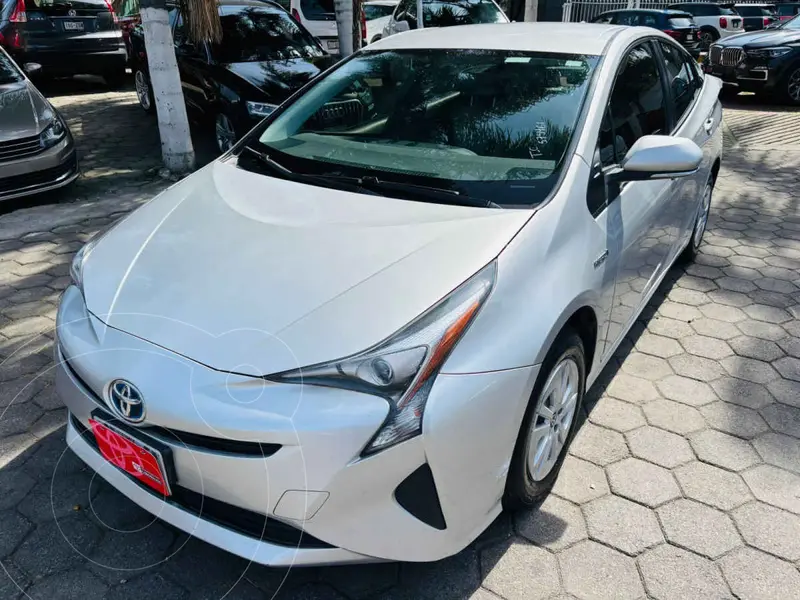 Foto Toyota Prius BASE usado (2017) color Plata precio $257,000