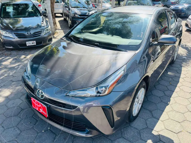 Foto Toyota Prius BASE usado (2019) color Gris precio $297,000