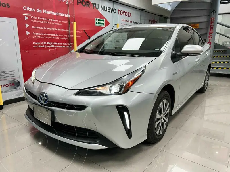 Foto Toyota Prius Base usado (2020) color Plata precio $345,100