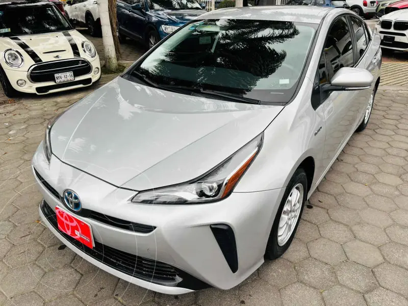 Foto Toyota Prius Base usado (2022) color Plata financiado en mensualidades(enganche $101,319 mensualidades desde $8,999)