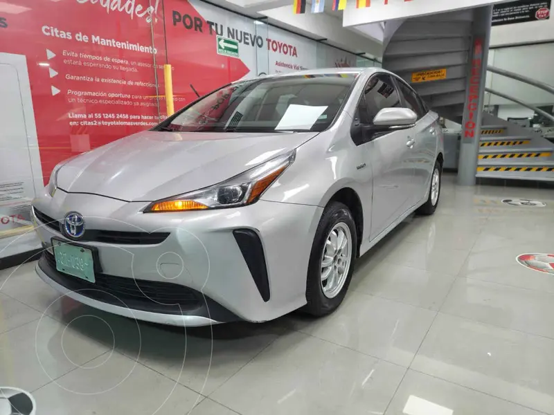 Foto Toyota Prius Base usado (2022) color Plata precio $325,000