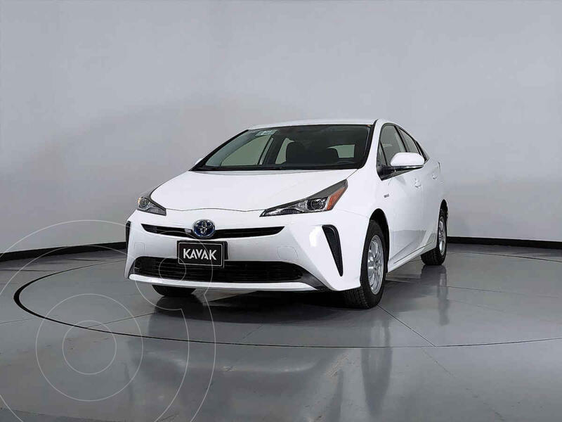 Foto Toyota Prius Base usado (2020) color Blanco precio $413,999