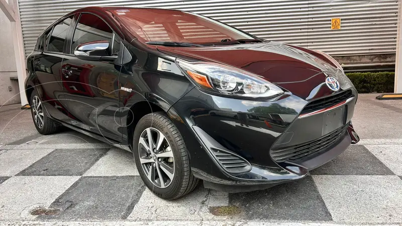 Foto Toyota Prius Premium usado (2019) color Negro precio $295,000