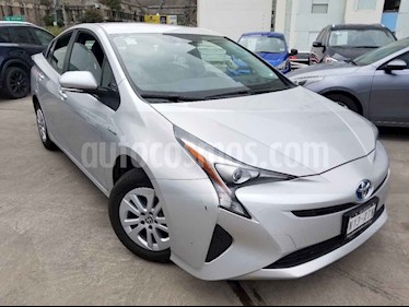 foto Toyota Prius 5p Premium SR Hibrido L4/1.8 Aut usado (2017) color Plata precio $310,000