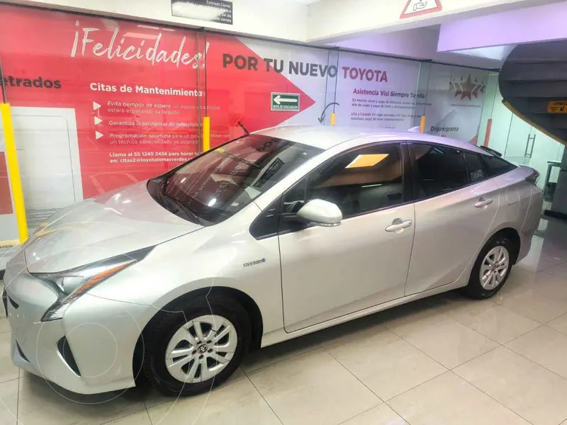 Foto Toyota Prius BASE usado (2018) color Plata financiado en mensualidades(enganche $65,120 mensualidades desde $6,424)