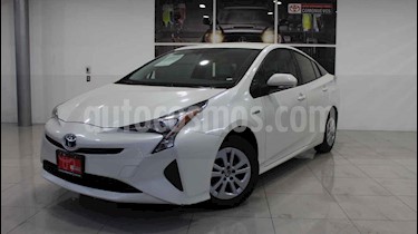 Foto Toyota Prius Premium SR usado (2017) color Blanco precio $330,000