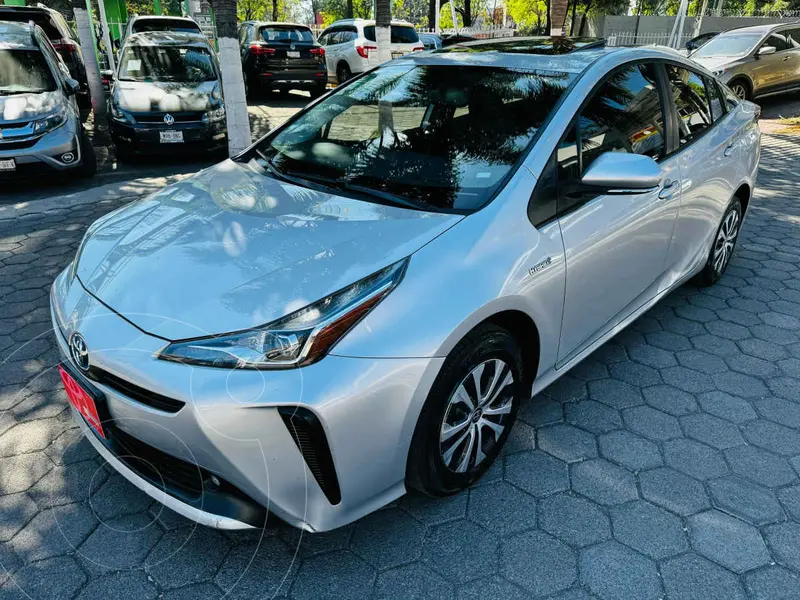 Foto Toyota Prius Premium usado (2021) color Plata precio $437,000