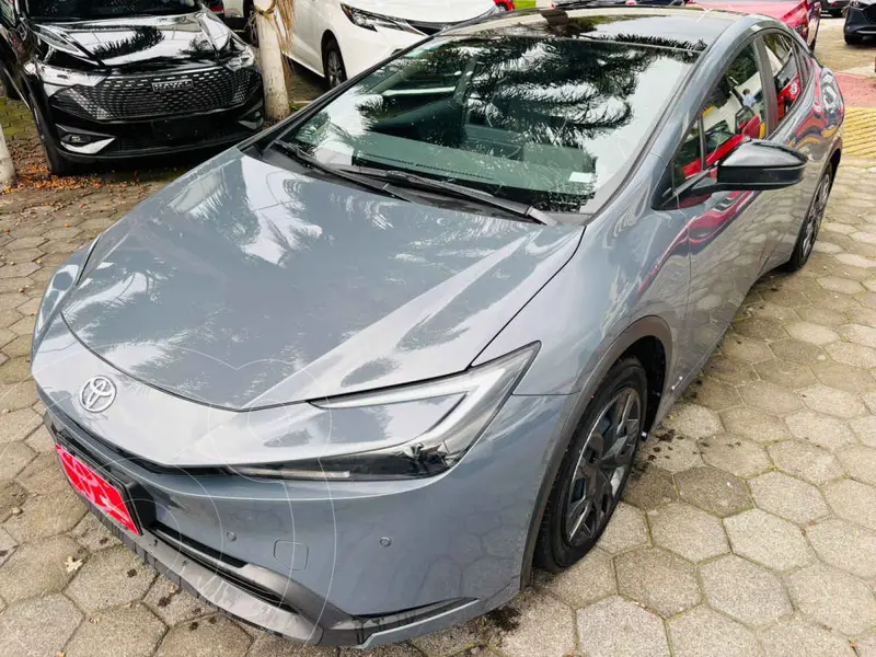 Foto Toyota Prius Premium usado (2024) color Gris financiado en mensualidades(enganche $155,069 mensualidades desde $13,774)