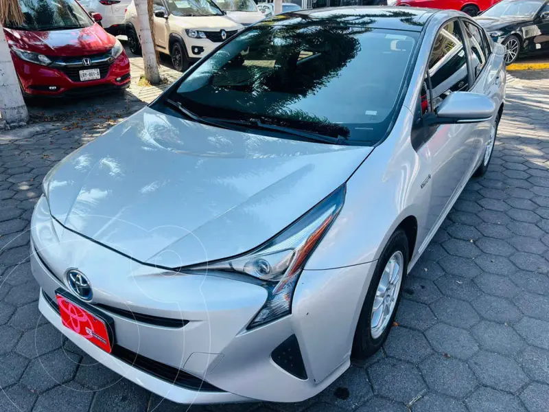 Foto Toyota Prius BASE usado (2016) color Plata precio $217,000