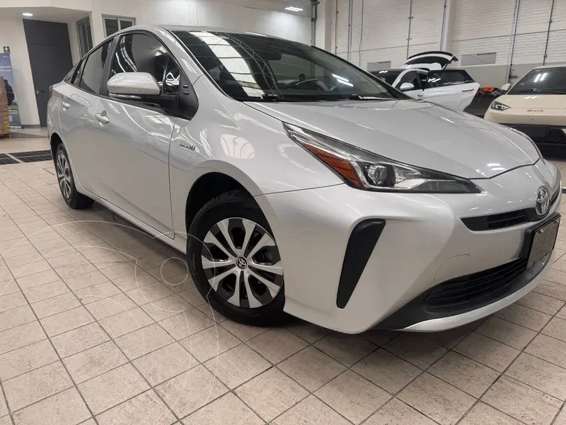 Foto Toyota Prius Base usado (2021) color plateado precio $339,900
