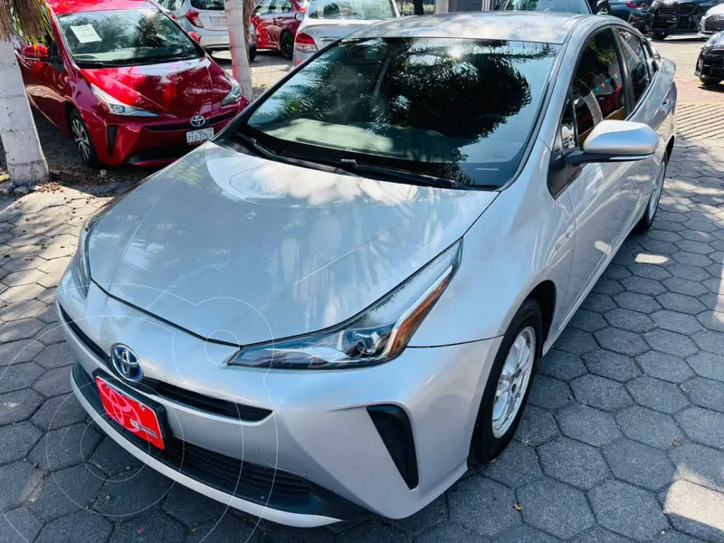 Foto Toyota Prius BASE usado (2019) color Plata precio $297,000