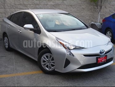 foto Toyota Prius 5p Premium SR Hibrido L4/1.8 Aut usado (2017) color Plata precio $350,000