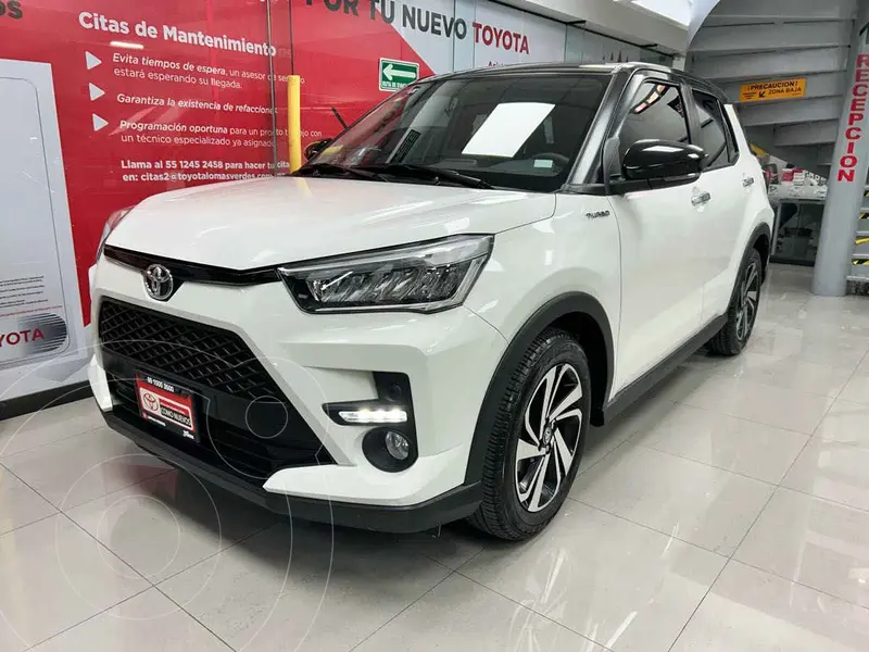 Foto Toyota Raize XLE Aut Bi-Tono usado (2025) color Blanco financiado en mensualidades(enganche $87,978 mensualidades desde $8,679)