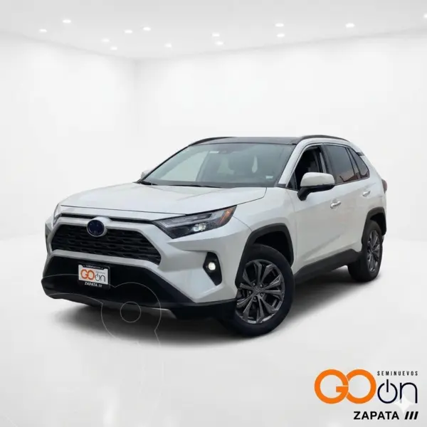 Foto Toyota RAV4 HEV Limited usado (2022) color TOYR BLANCO APERLADO precio $515,000