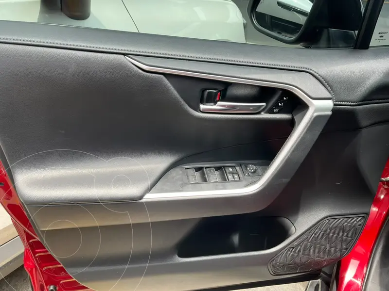toyota rav4-hev