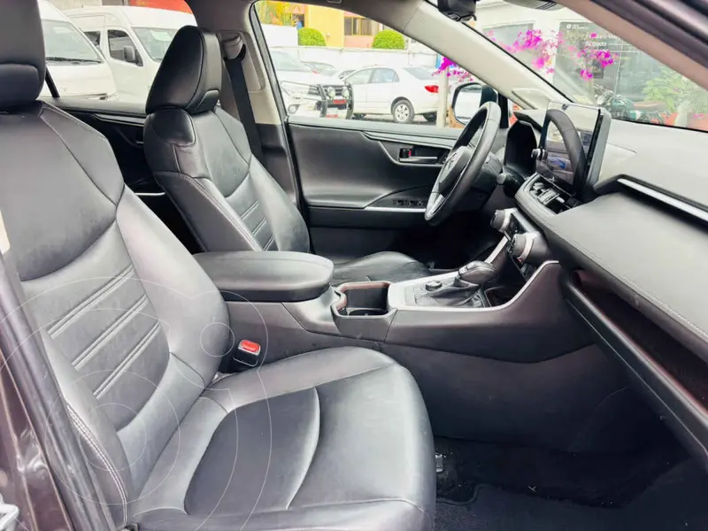 toyota rav4-hev