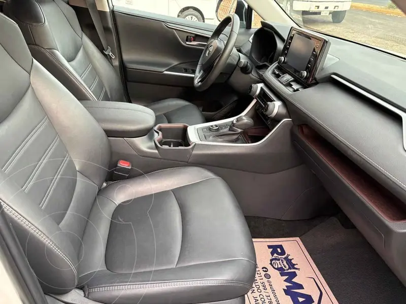toyota rav4-hev