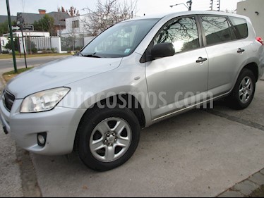 Toyota Rav4 2.4 Lujo 4X2 Aut usado (2012) color Gris precio $5.400.000